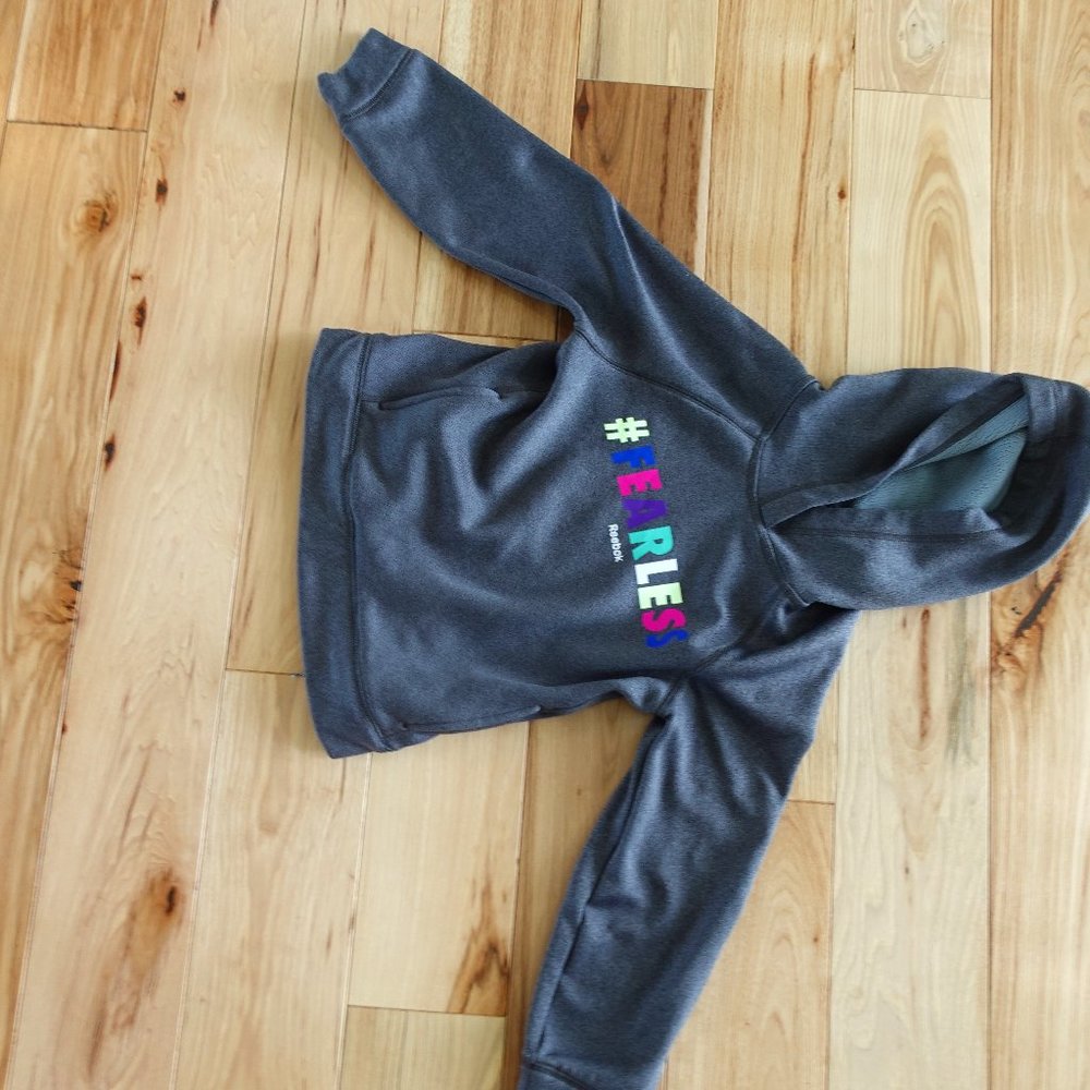 Fearless Reebok, Athletic sweatshirt, XS in girls